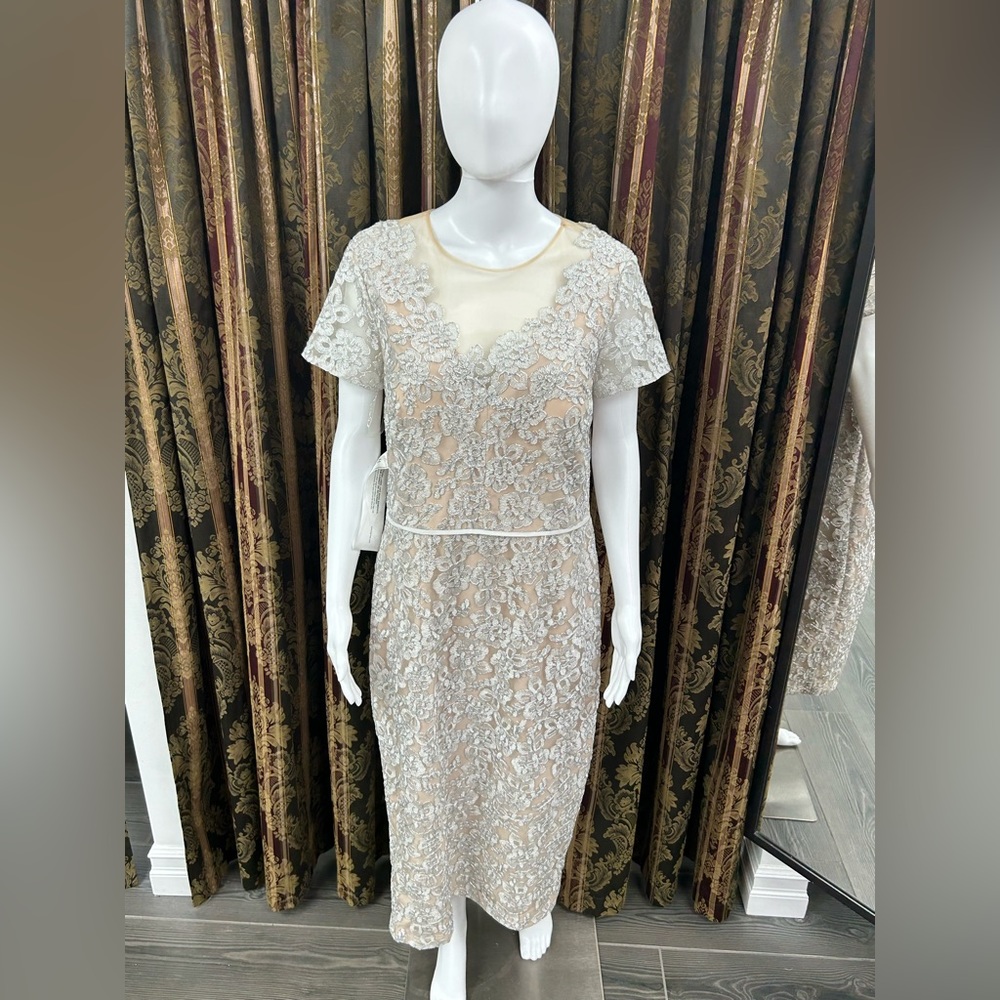 JS COLLECTIONS MIDI DRESS